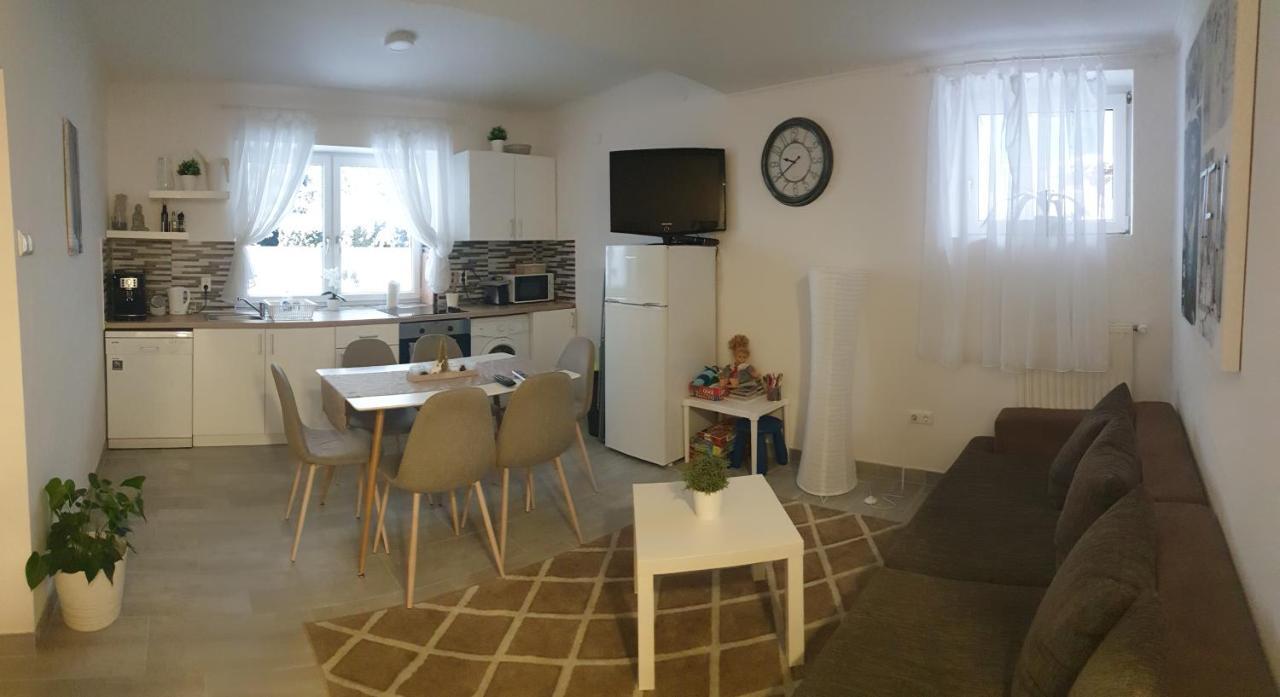 Mistel Apartman Боденсдорф Екстериор снимка